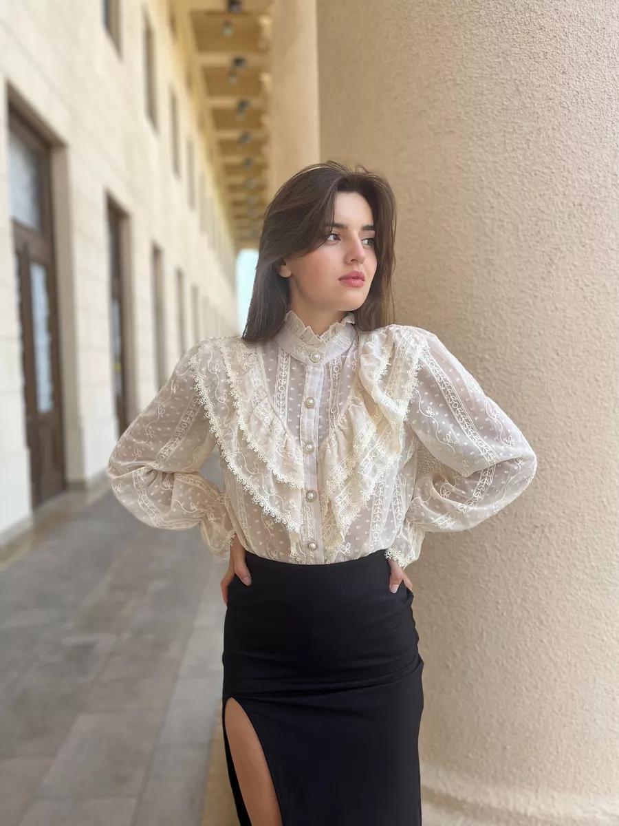 Vanessa Blouse