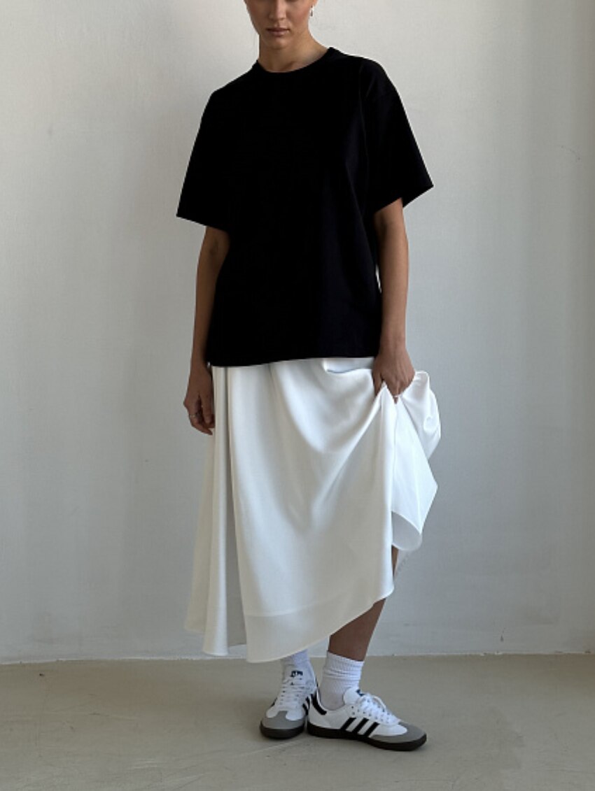 JE T'AIME Satin Loose Skirt