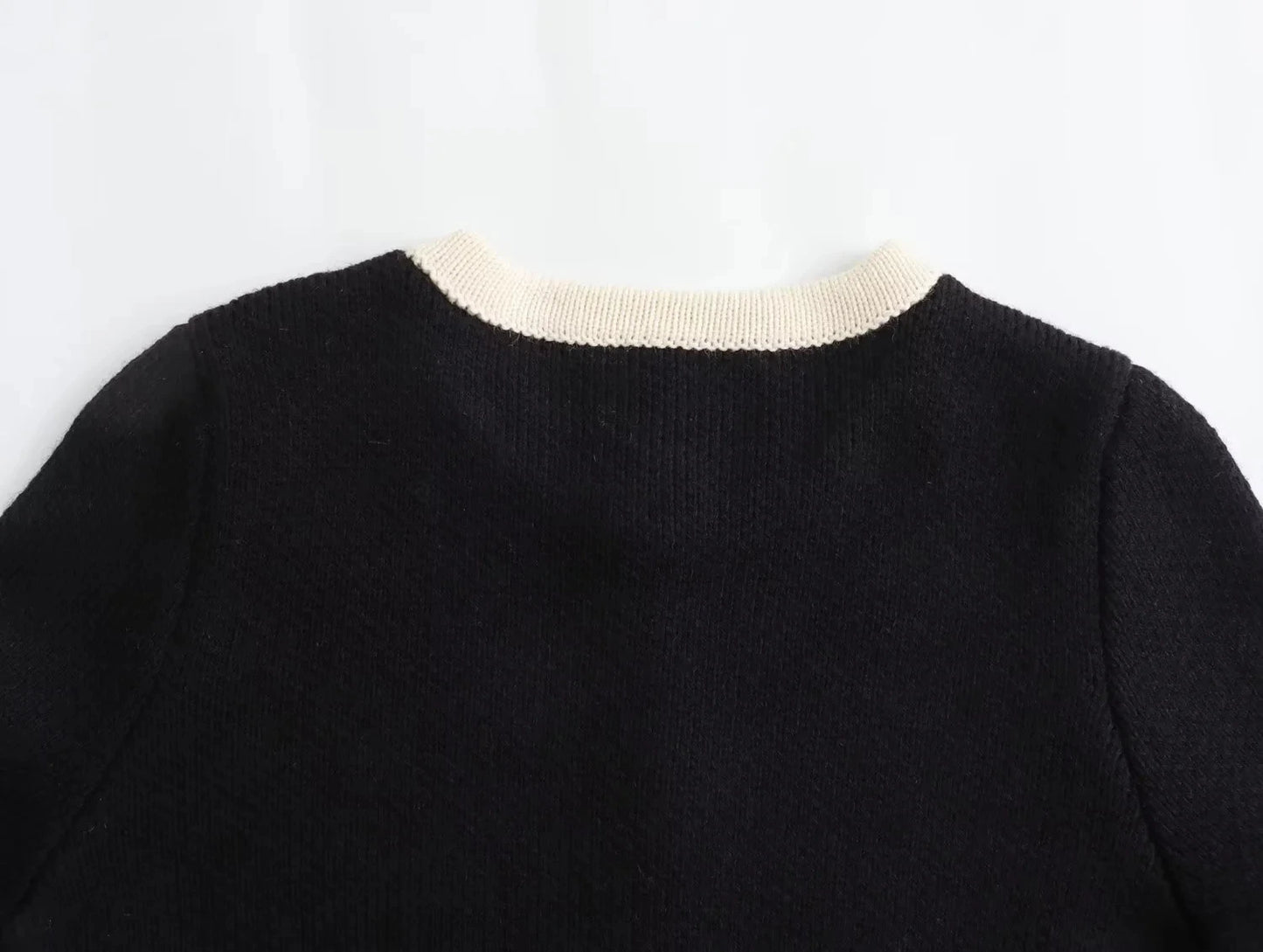 Contrast Cropped Cardigan