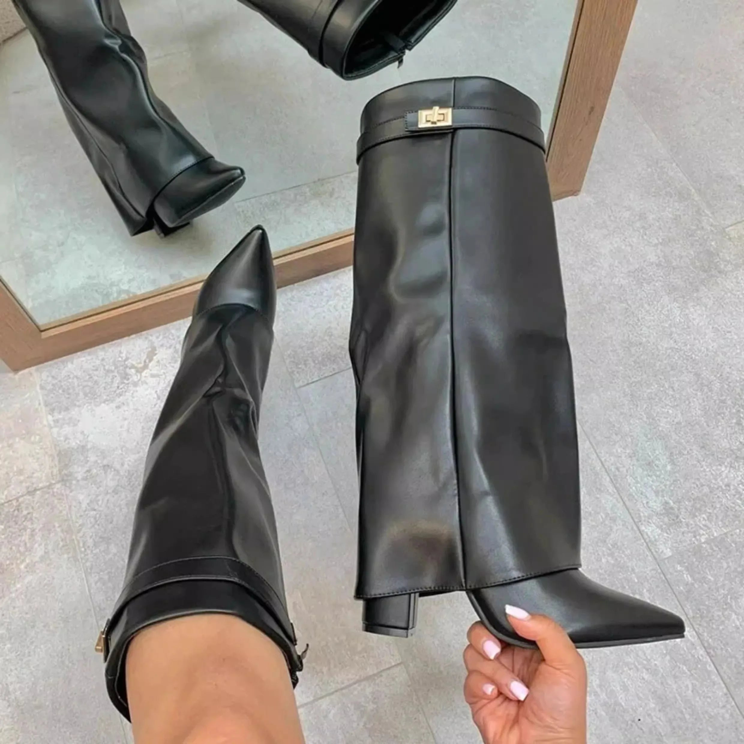 Lucia Boots