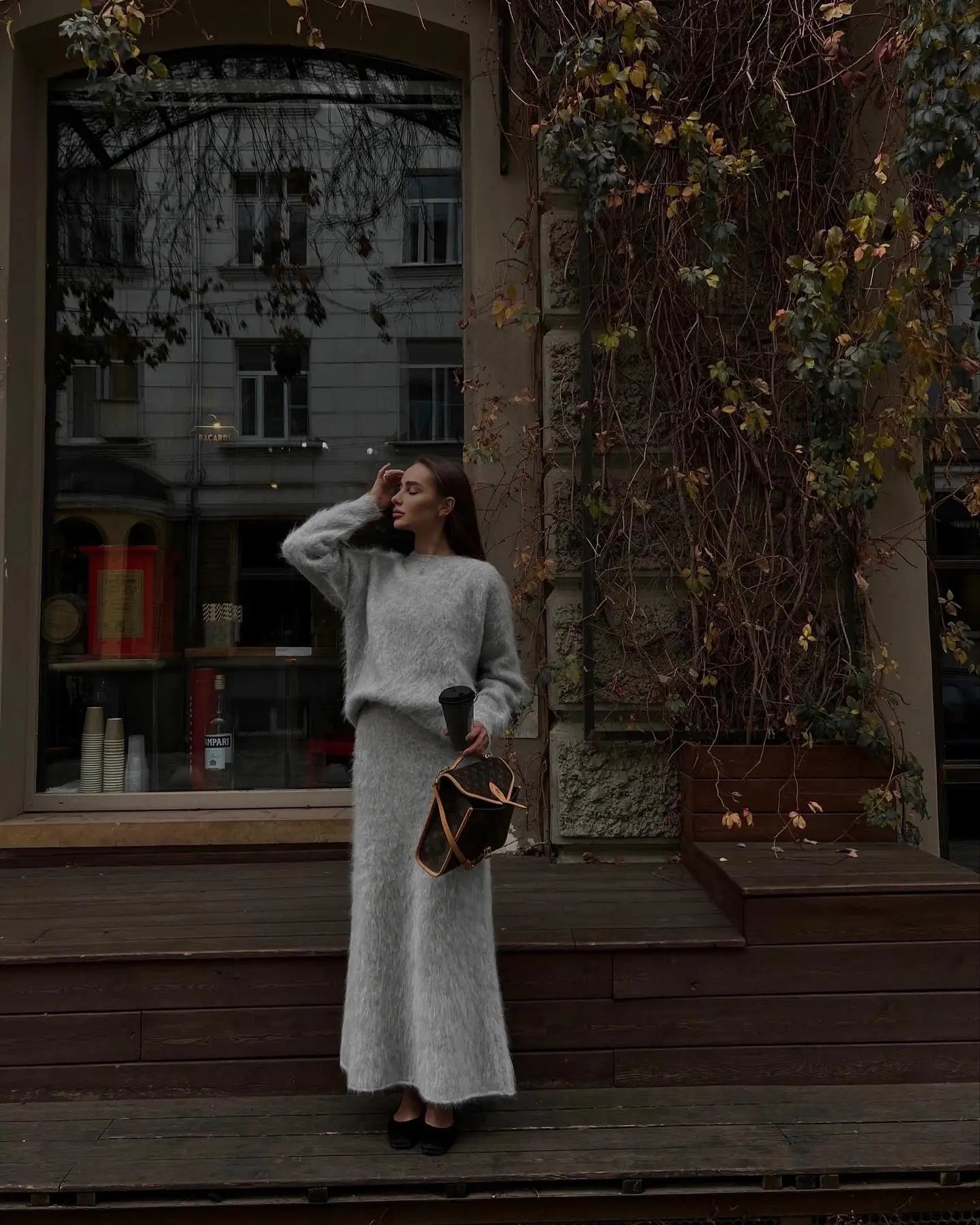 42689373700269|42689373733037|42689373765805