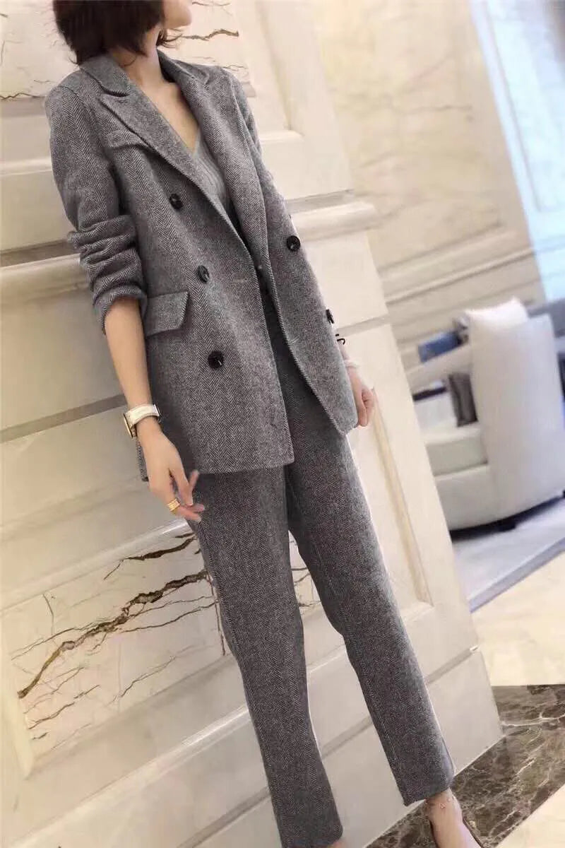 TESSE 2 Piece Sets