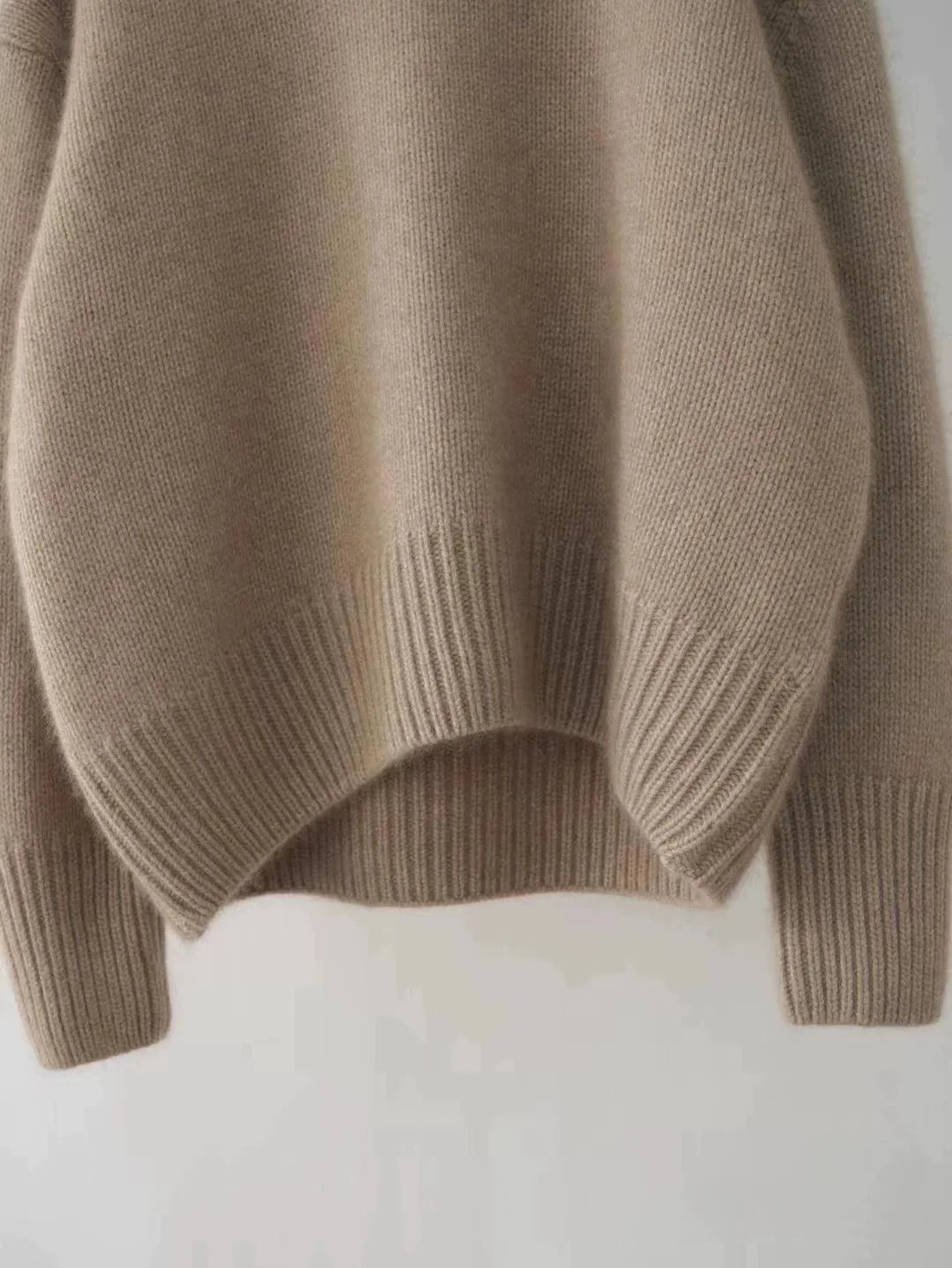 Cashmere loose sweater