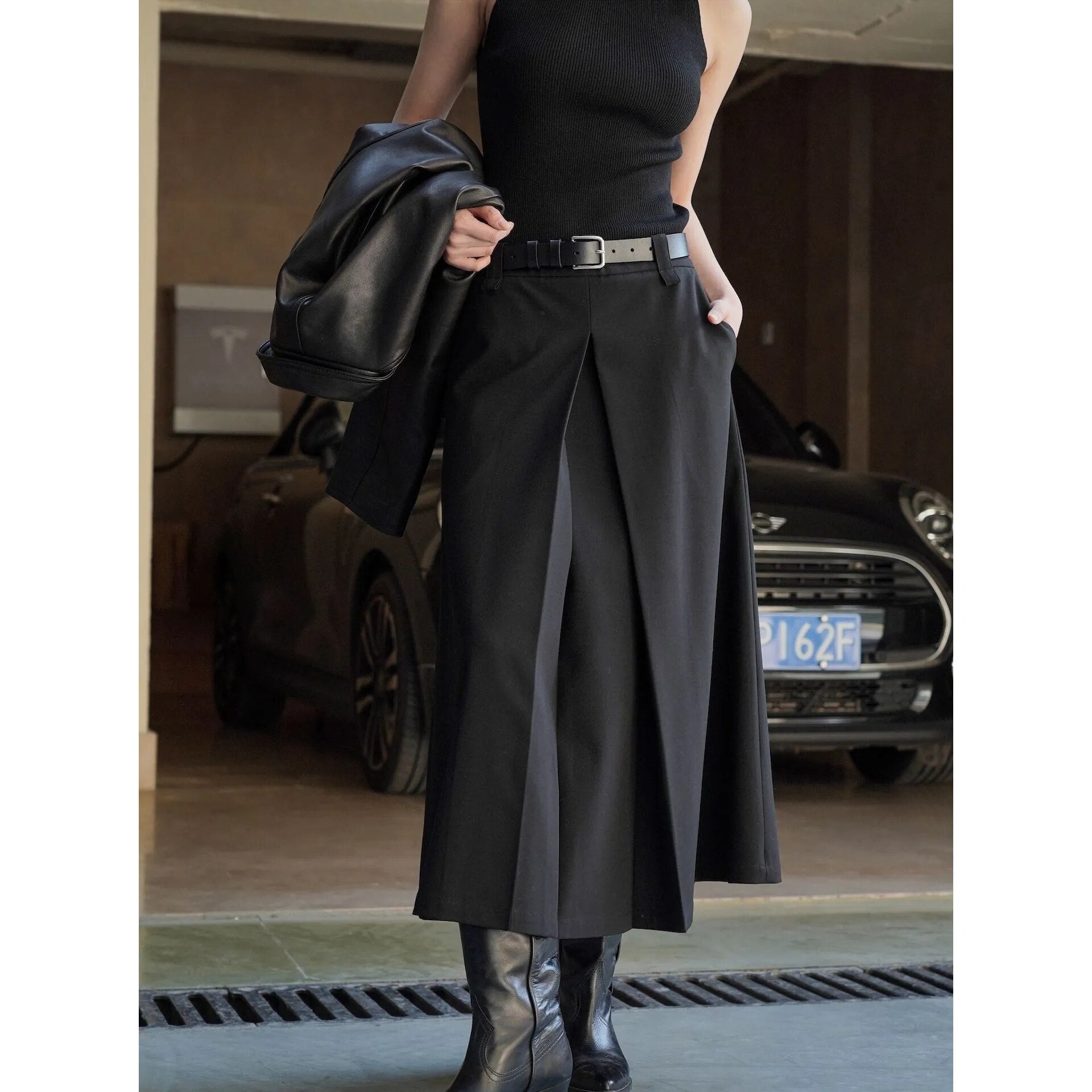 42402571976877|42402572009645|42402572042413