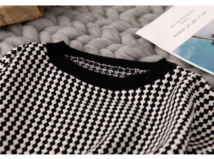 Nela Loose Jumper
