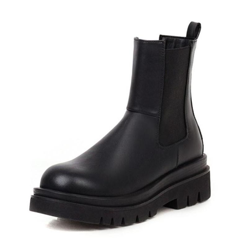 Lora Short Boots