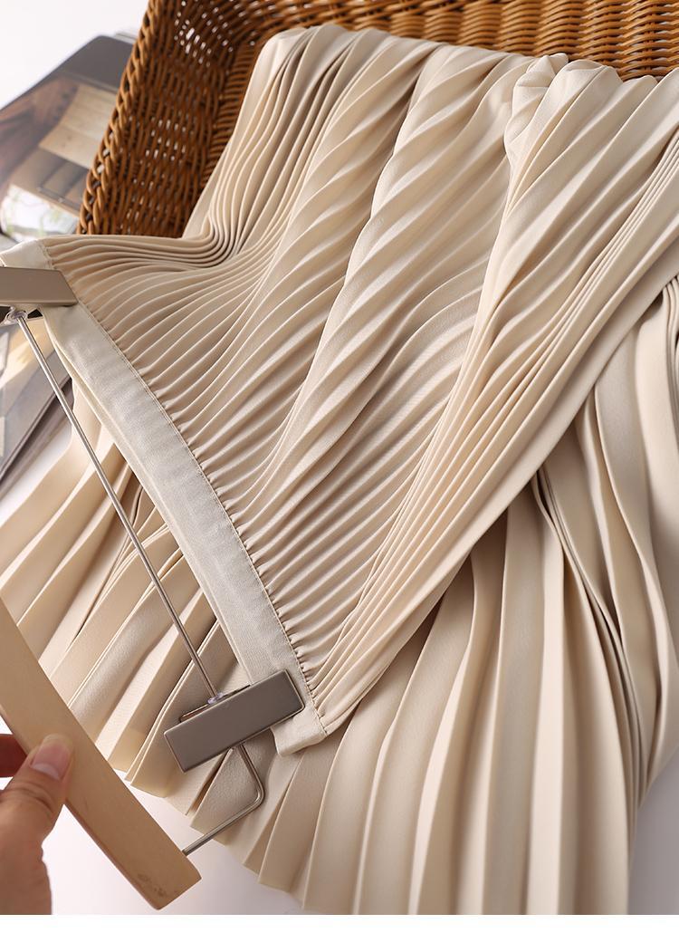 Long Pleated Skirt