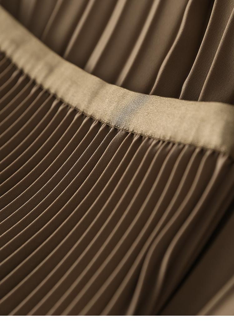 Long Pleated Skirt