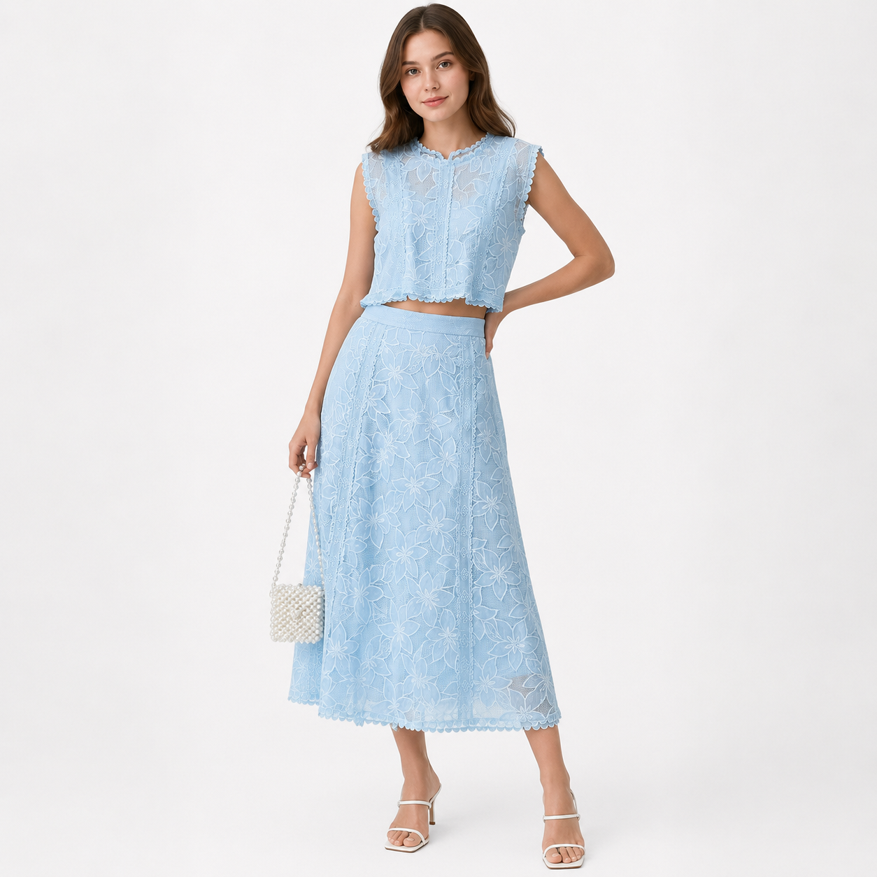 Evelyn Floral Embroidery Set