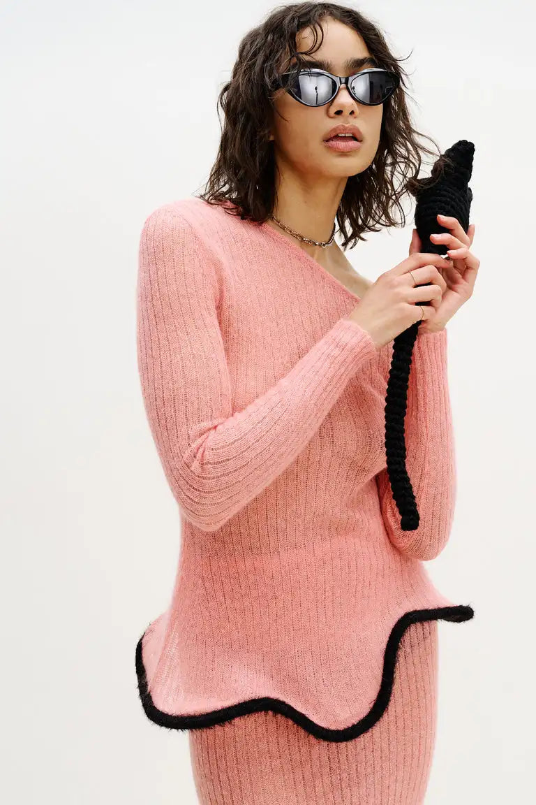 Chic Pink Knitted Sweater Skirt Set