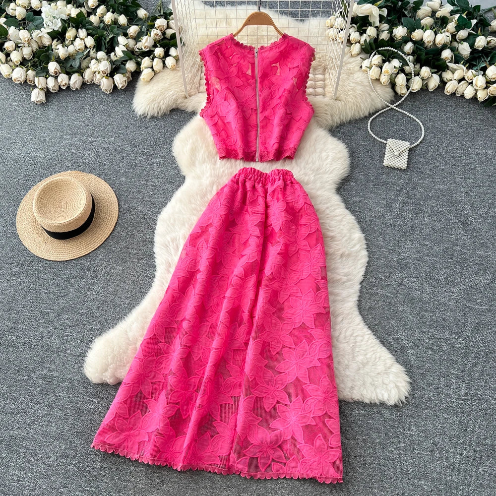Evelyn Floral Embroidery Set