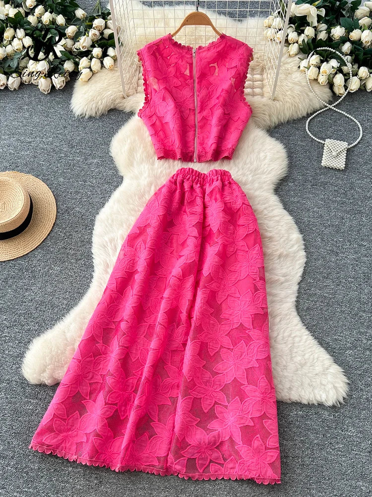 Evelyn Floral Embroidery Set