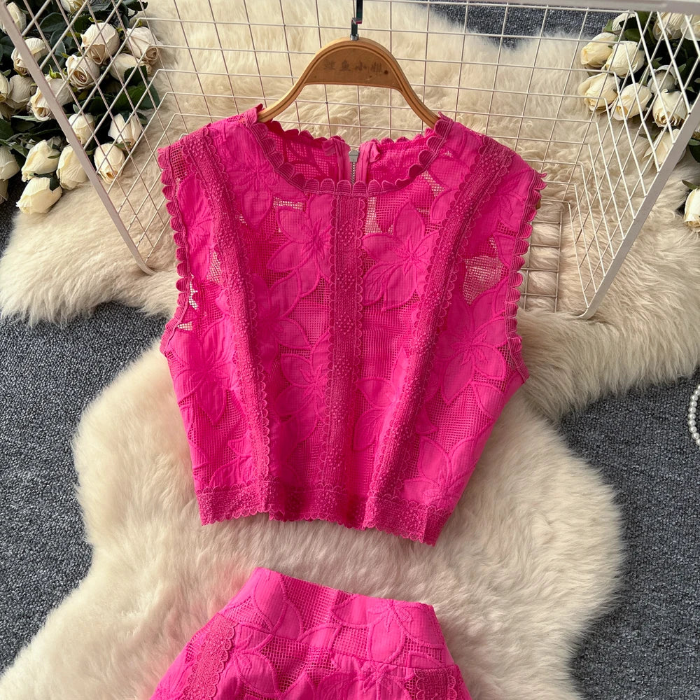 Evelyn Floral Embroidery Set