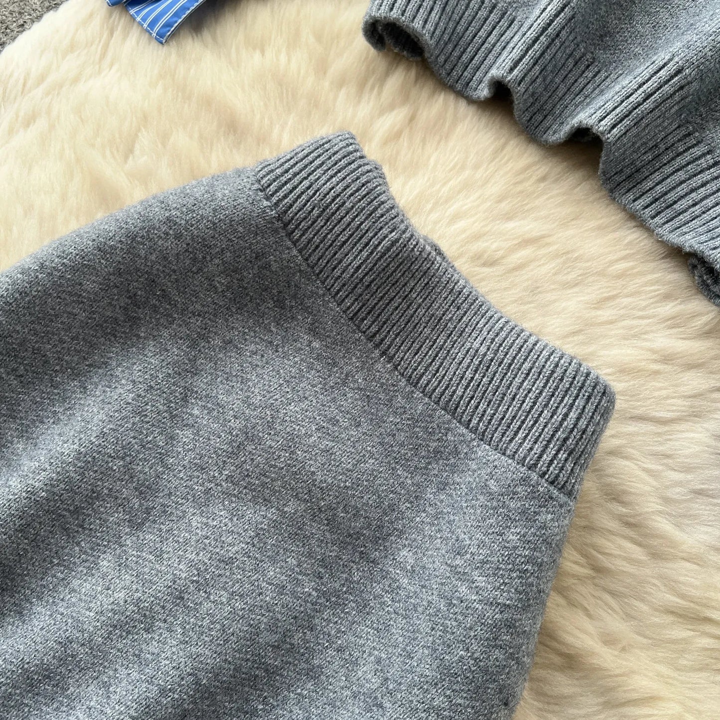 Rosario Knitting Suit
