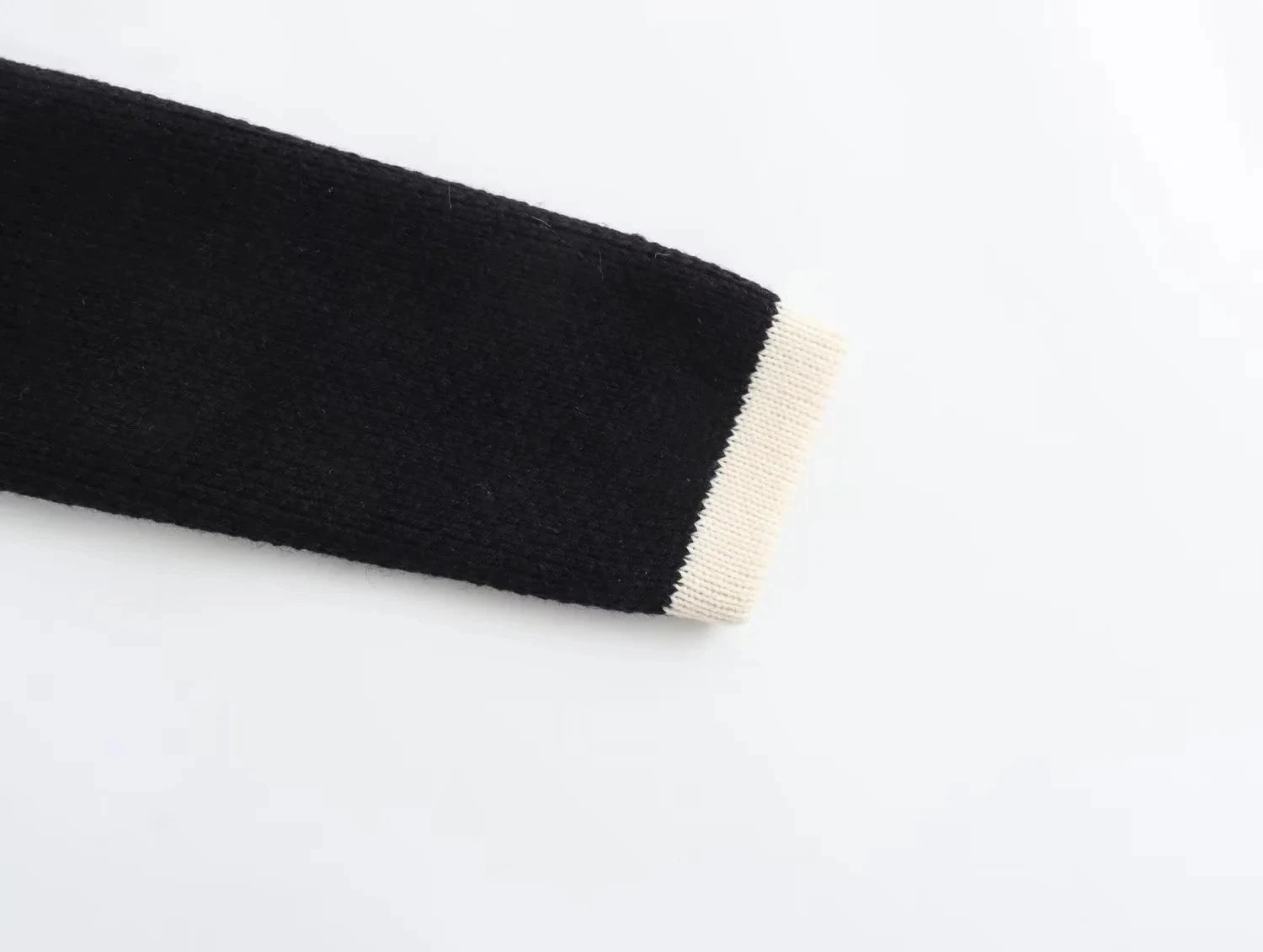 Contrast Cropped Cardigan